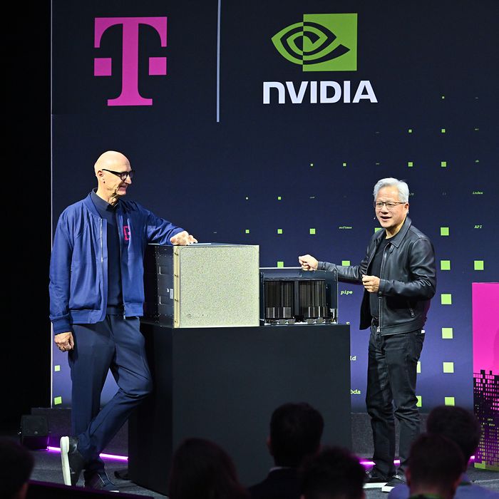 01-01-press-conference-industrial-ai-cloud